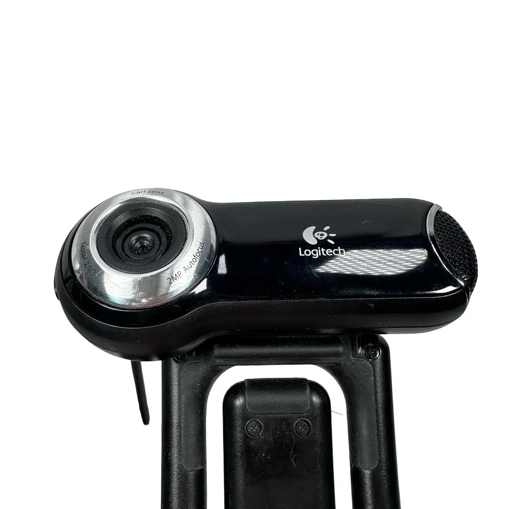 Logitech QuickCam Pro for Notebooks V-U0009 Carl Zeiss 2MP Autofocus USB Webcam